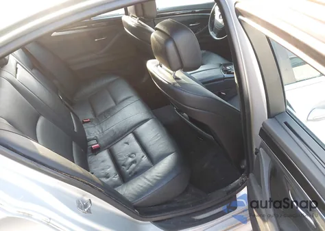 2011 BMW 535I xDrive z USA, uszkodzony, nr VIN WBAFU7C57BC874083